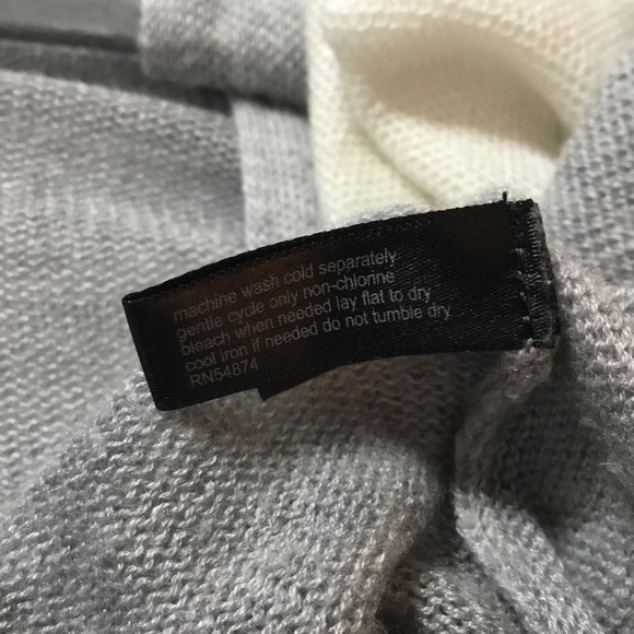 The Limited Women’s Wool Blend Gray And Cream Open Front Cardigan Size S - Picture 6 of 6